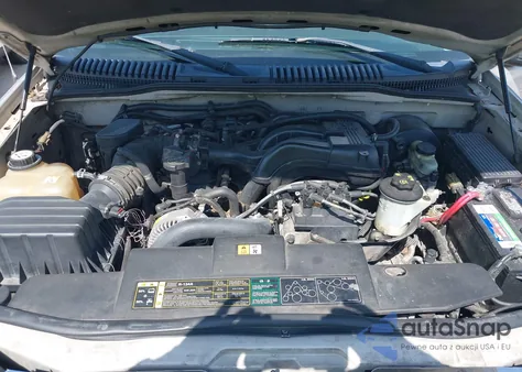 2004 Ford Explorer Limited z USA, uszkodzony, nr VIN 1FMZU75K54UA51664